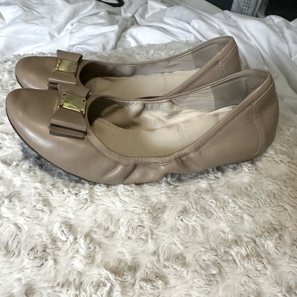 Cole Haan Flats - size 9 - Picture 3 of 4